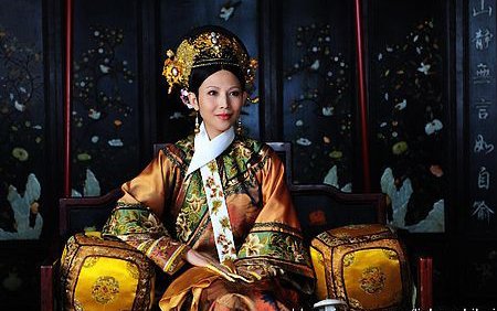 甄嬛传甄嬛华妃皇后剧照