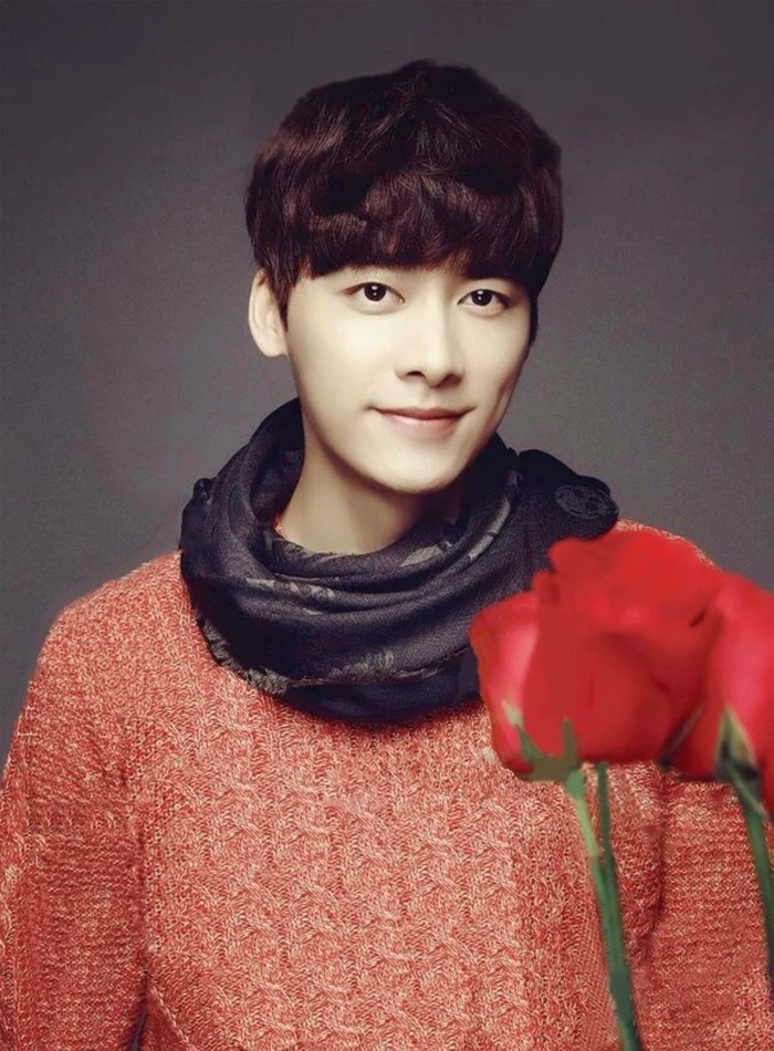 李易峰帅气演绎暖萌小炮儿