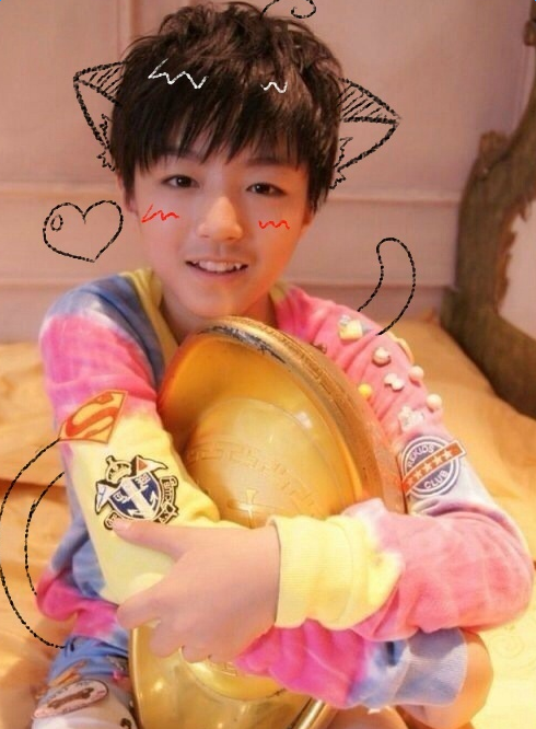 小三只王俊凯暖男尽显无遗