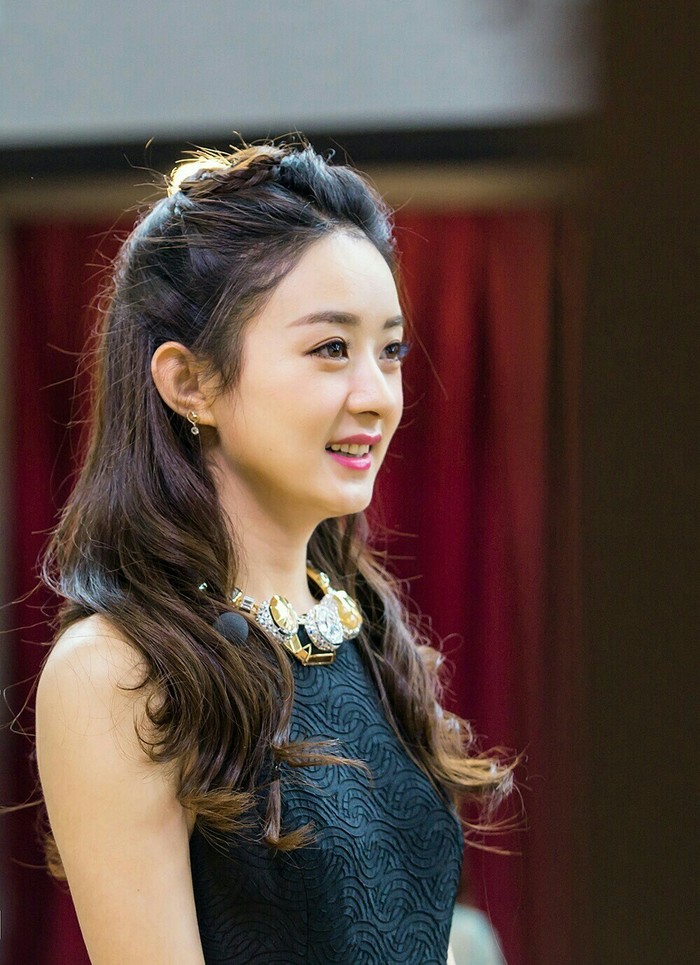 赵丽颖傻白甜清新可爱实力圈粉