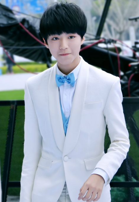 小三只王俊凯暖男尽显无遗