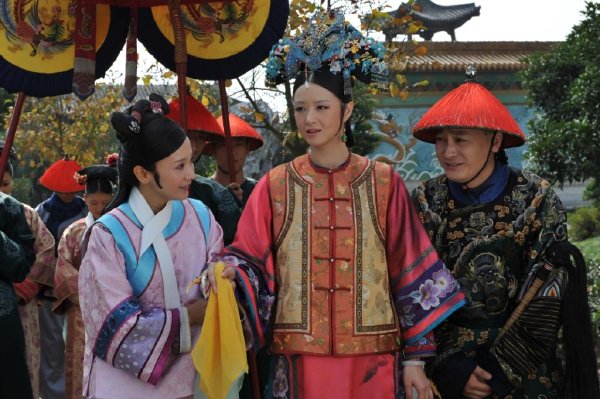 甄嬛传甄嬛华妃皇后剧照