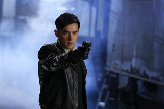 伪装者明楼明台明诚剧照