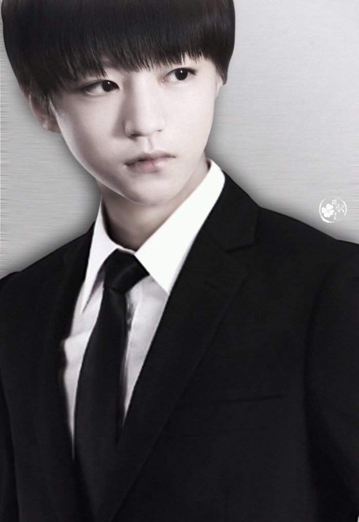 小三只王俊凯暖男尽显无遗