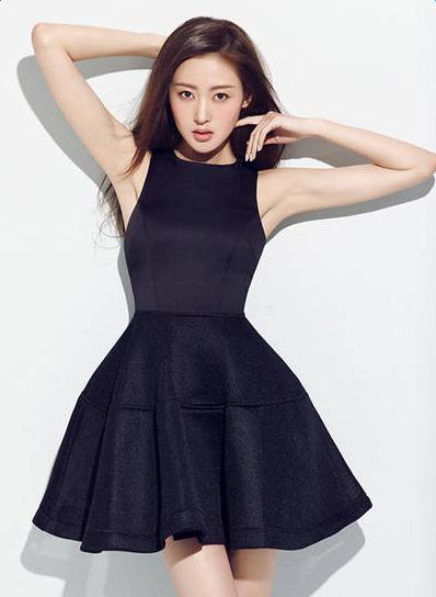 芃芃哥张天爱扮萌爱自拍