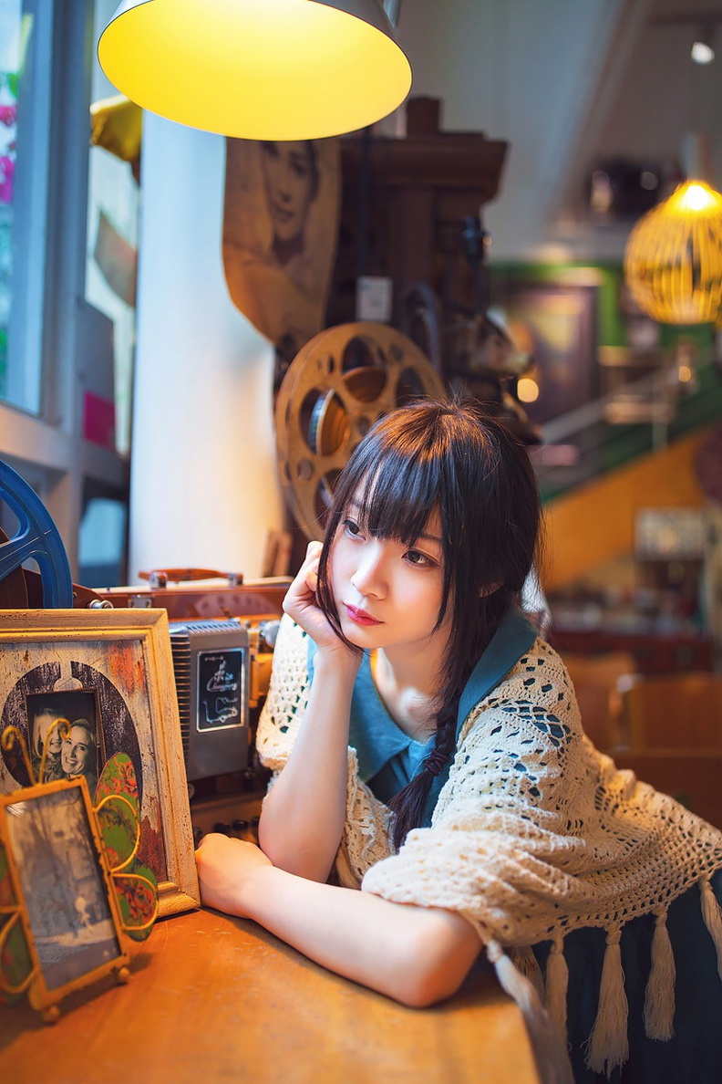 马尾辫美女清纯写真