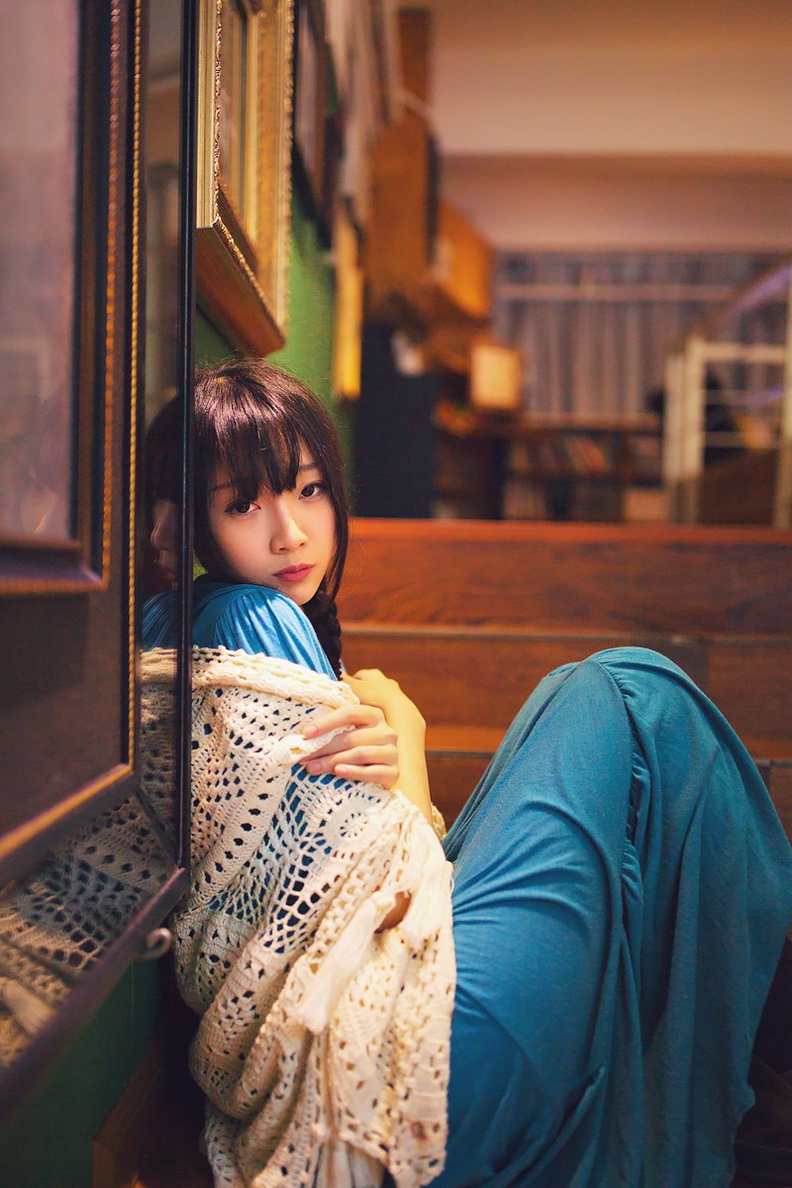 马尾辫美女清纯写真