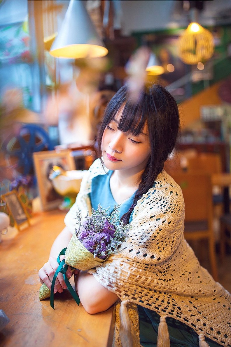 马尾辫美女清纯写真