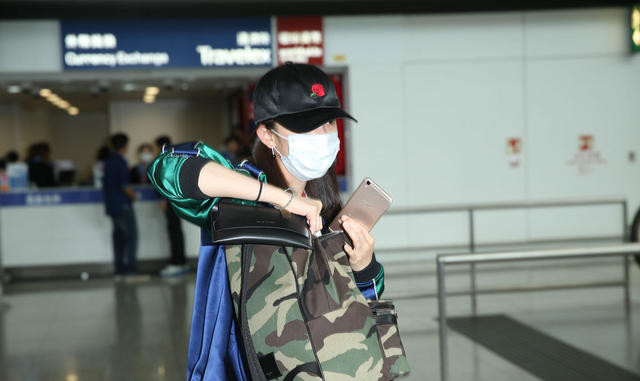 今天是小糯米2岁生日，杨幂刘恺威终于合体了