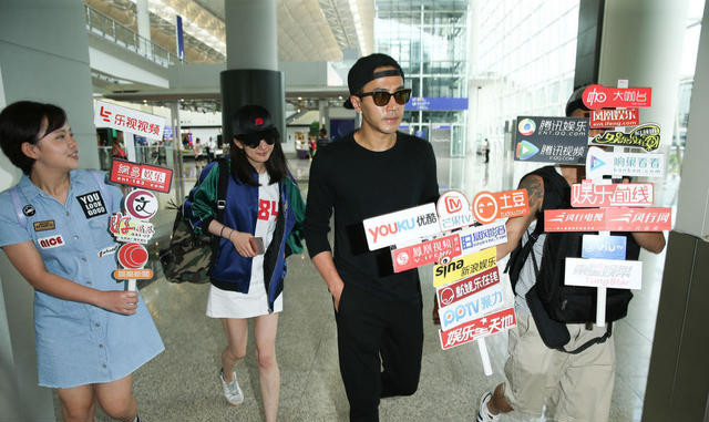 今天是小糯米2岁生日，杨幂刘恺威终于合体了