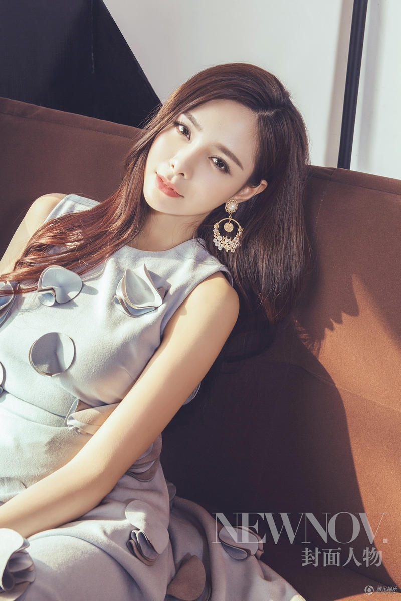 沈梦辰大片文艺性感 打造夏日纯美风