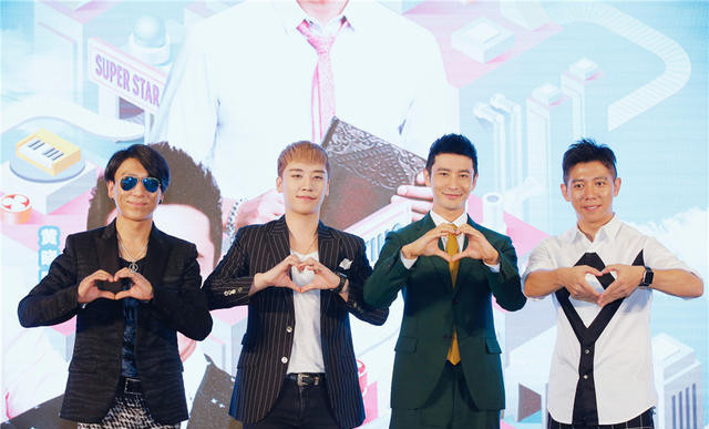 黄晓明向Bigbang胜利学舞 颠覆形象成呆萌boss