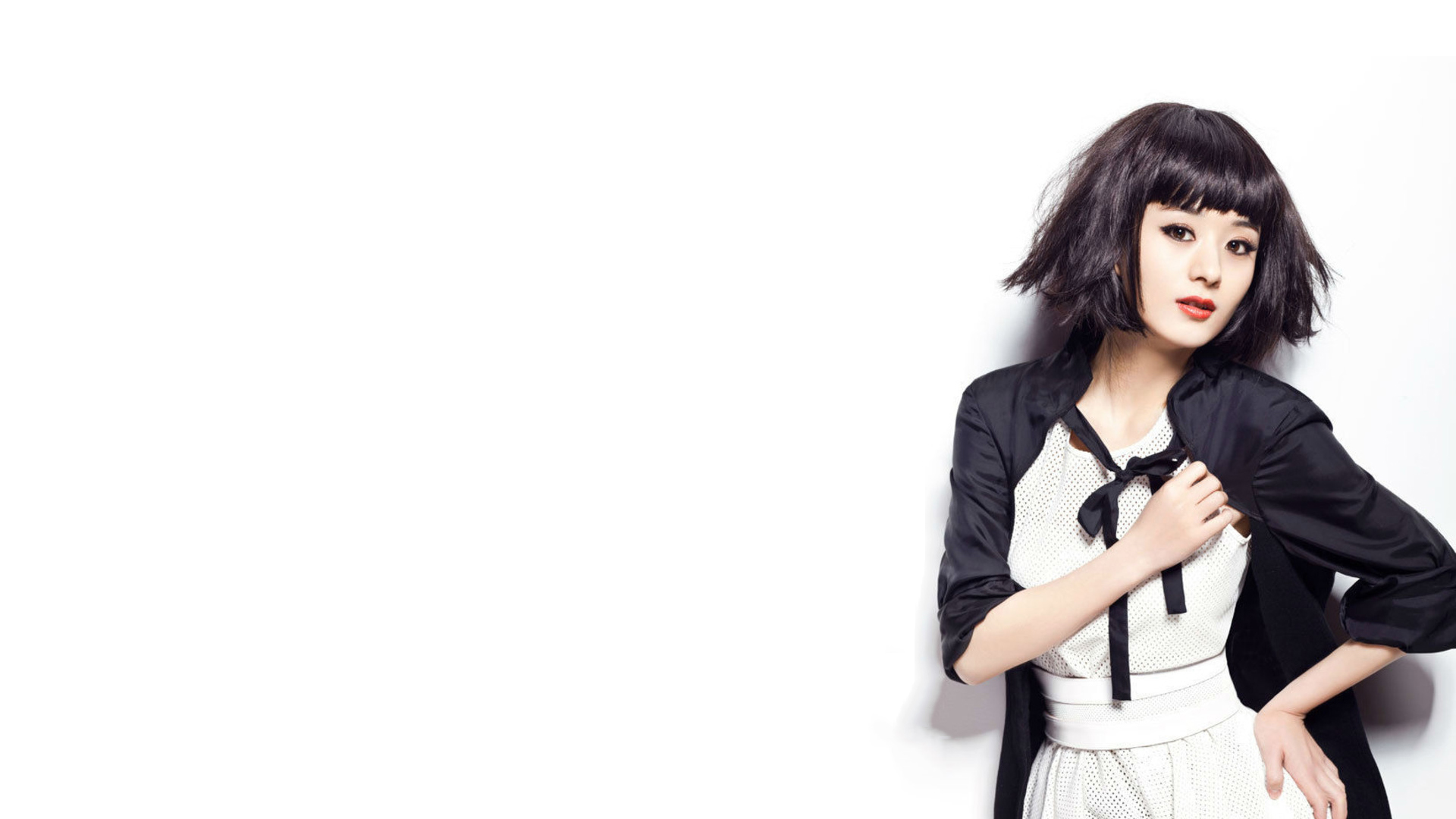 呆萌赵丽颖演绎时尚总宫