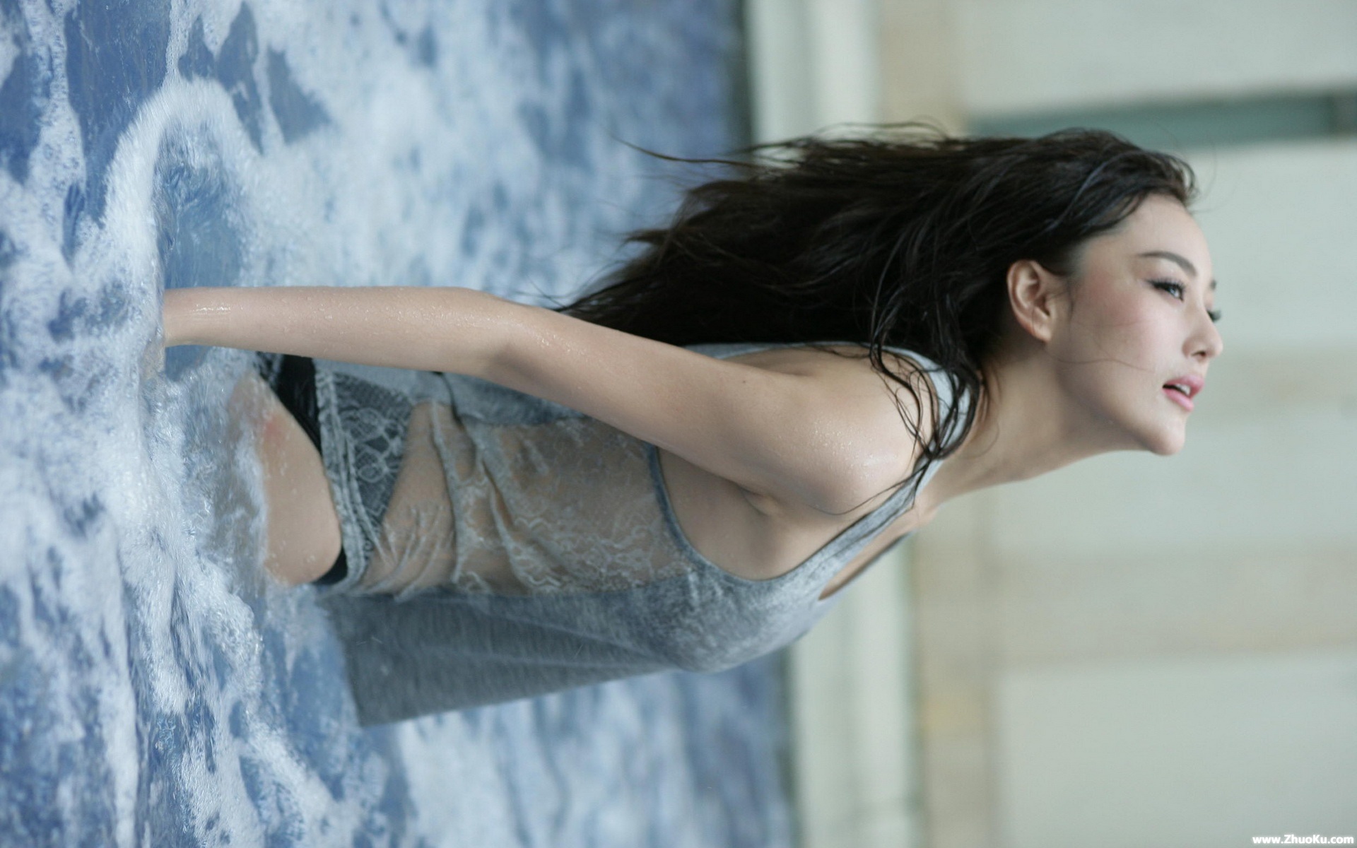 张馨予高清性感写真