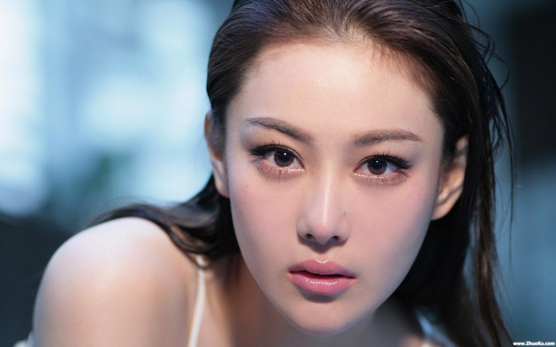 张馨予高清性感写真