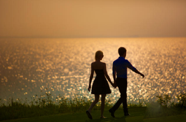 撒贝宁与李白婚纱照曝光