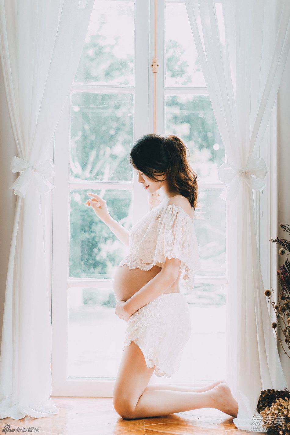 伊能静大肚登封面 微笑甜美流露幸福感