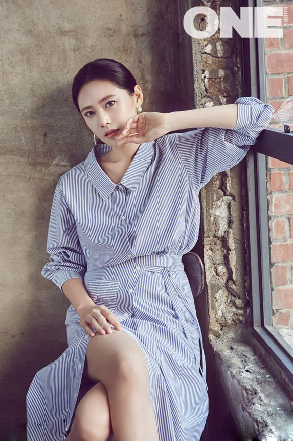 秋瓷炫韩国杂志封面 浪漫演绎初夏清新