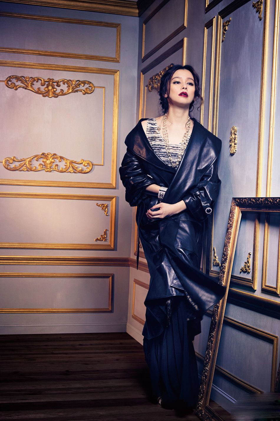 徐若瑄首带爱子拍大片 母子华丽出镜