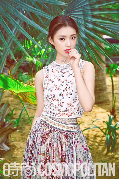 林允夏日写真大片曝光