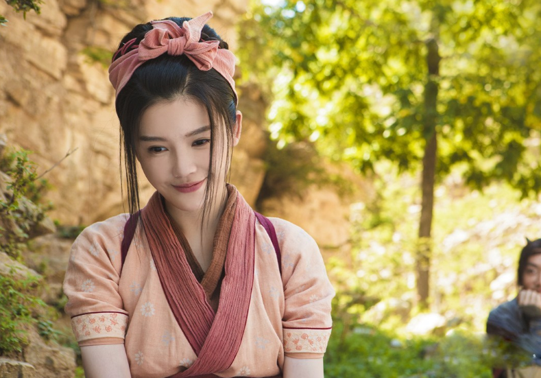 《万万没想到》杨子姗古装造型这么美