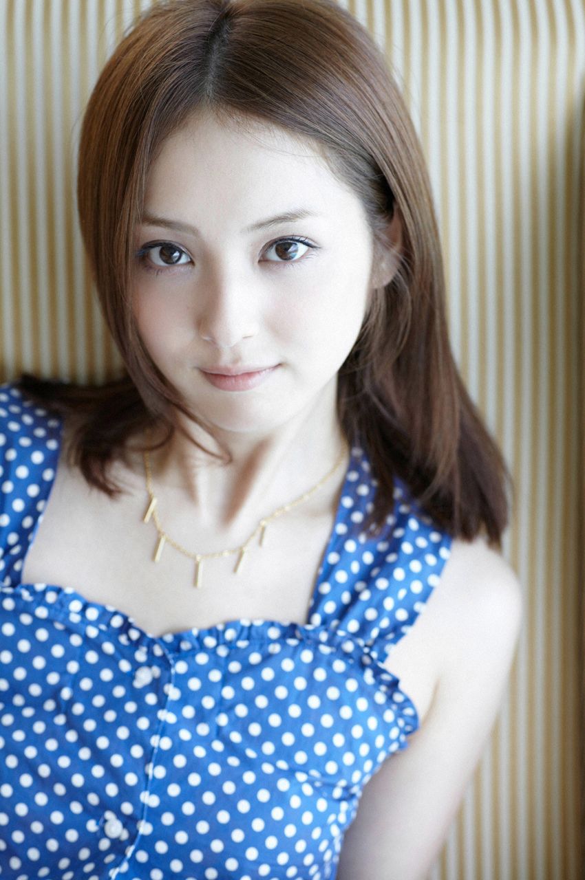 佐佐木希上演制服诱惑