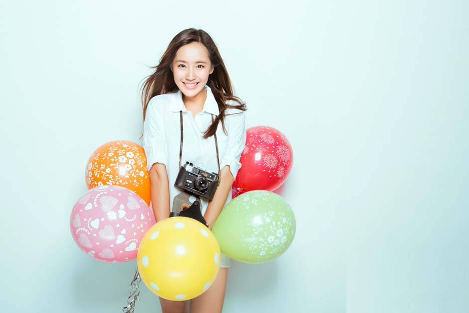 夏洛特烦恼演员王智甜美小清新写真