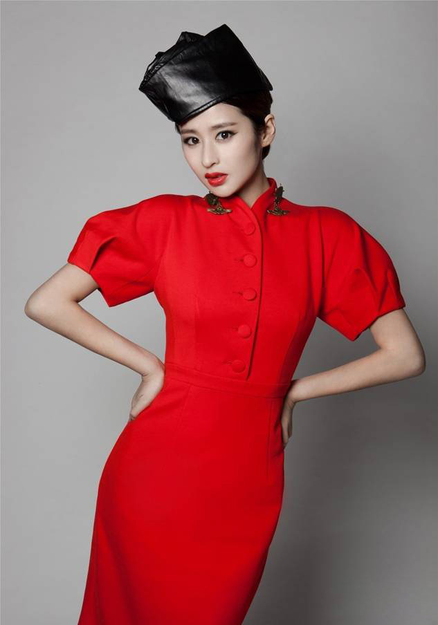 颖儿烈焰红唇复古时尚写真 个性妖媚迷人