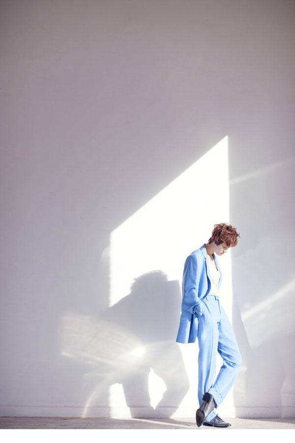 孙俪时尚中性帅气短发写真