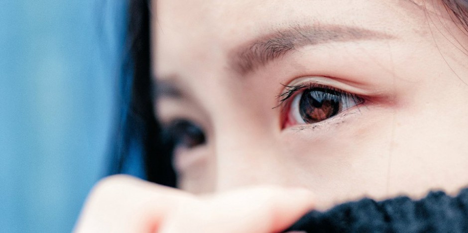 中国90后萌妹纸冬日甜美人体写真图片