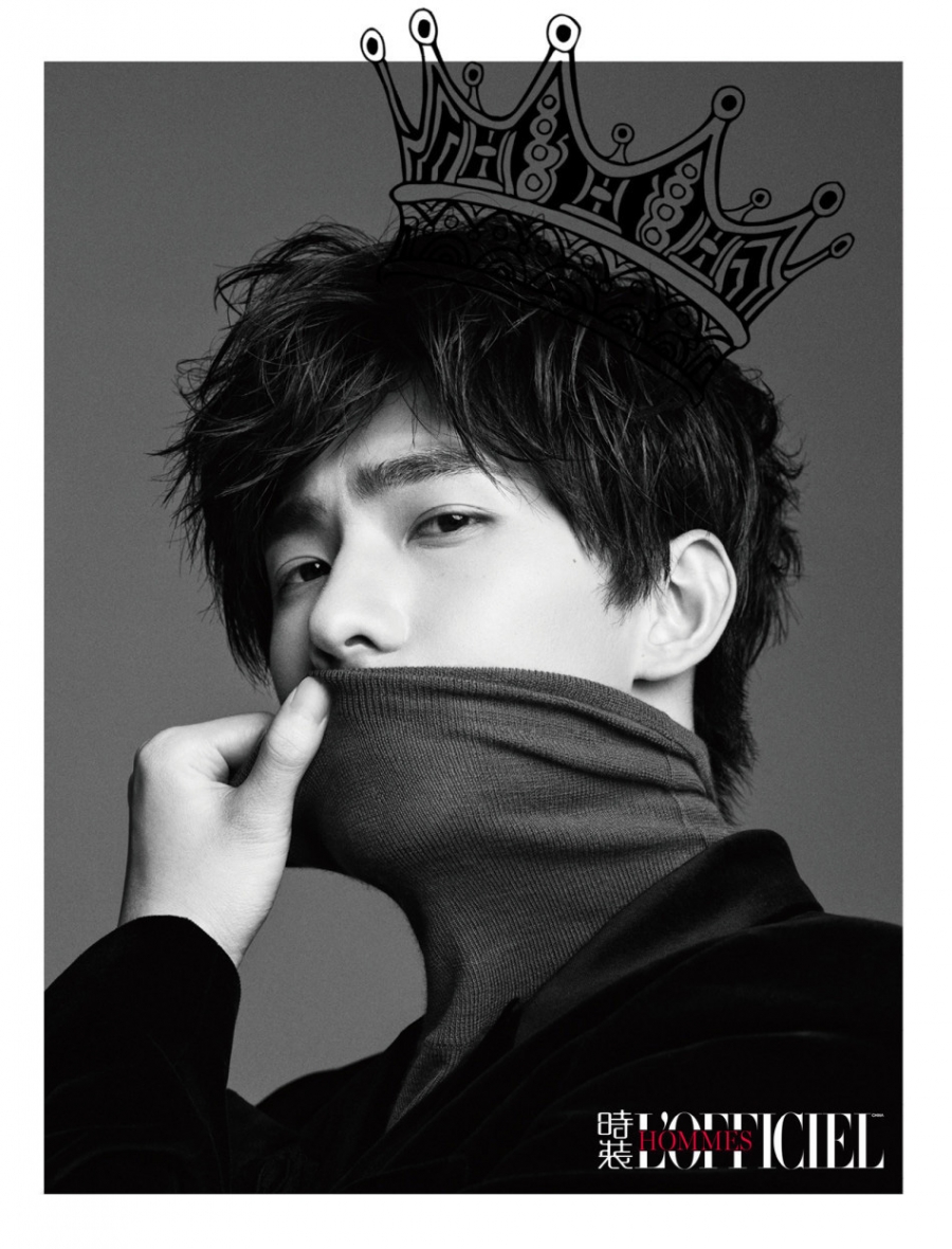 杨洋封面写真 活泼之下透露一丝痞气