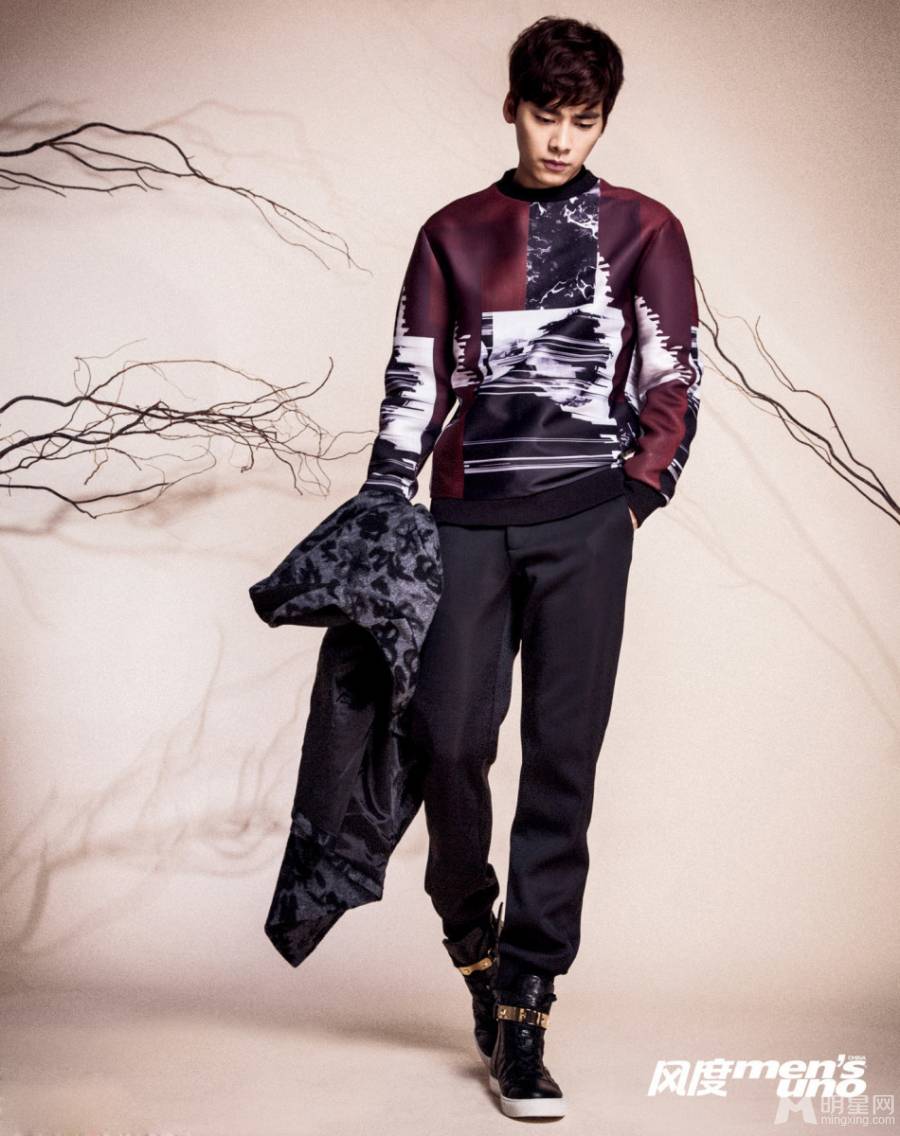 内地青年男星李易峰秋冬时尚写真