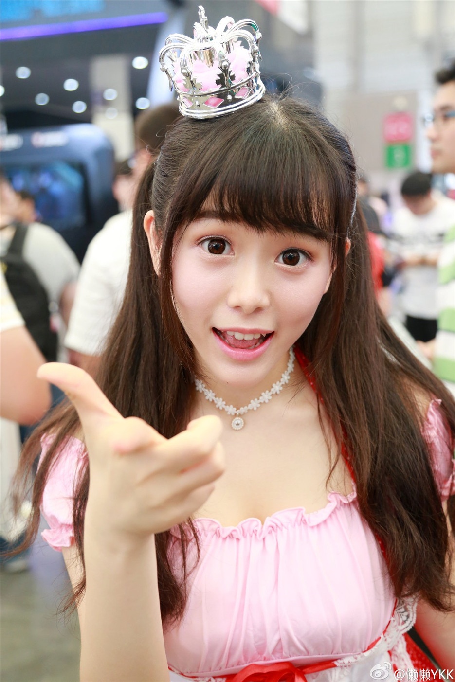 清纯可爱校花懒懒甜美cos写真