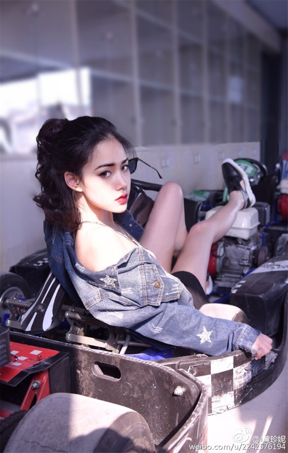 性感校花黄珍妮微博个性写真精选