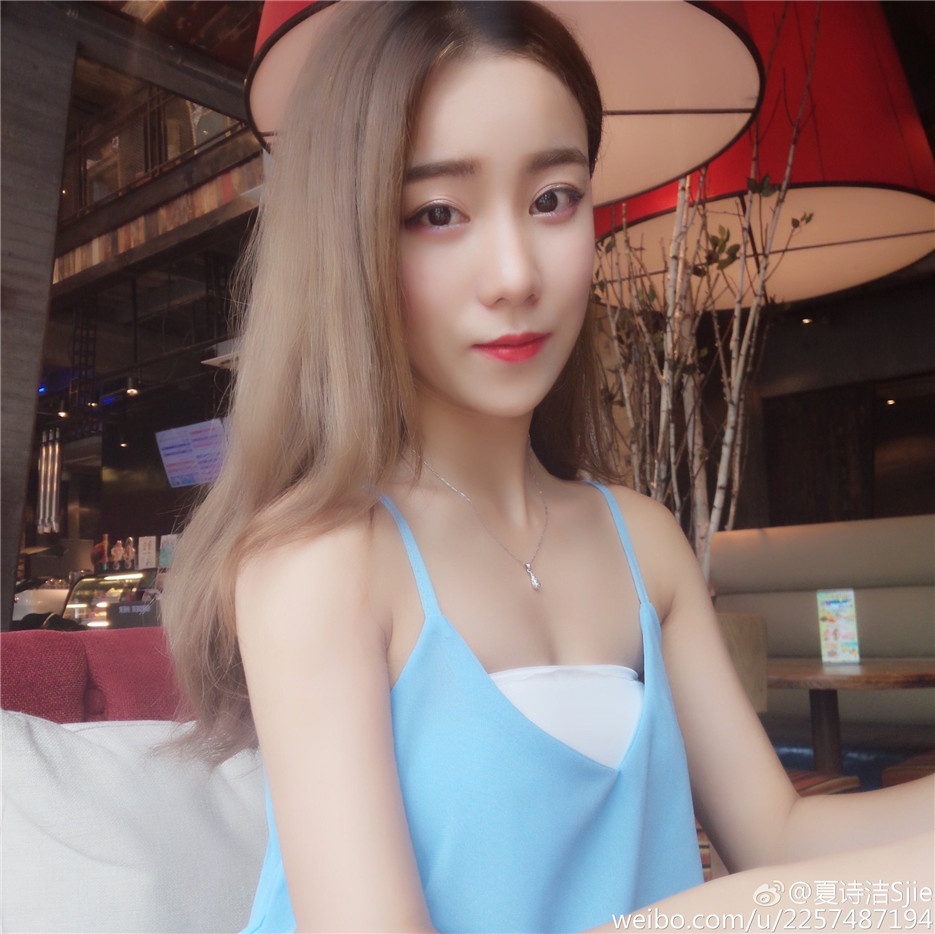 清纯女神夏诗洁微博私房美照