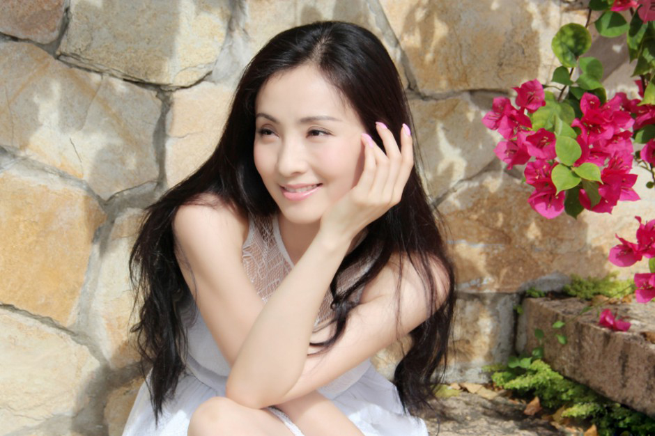 小陶虹夏日三亚唯美清新气质写真