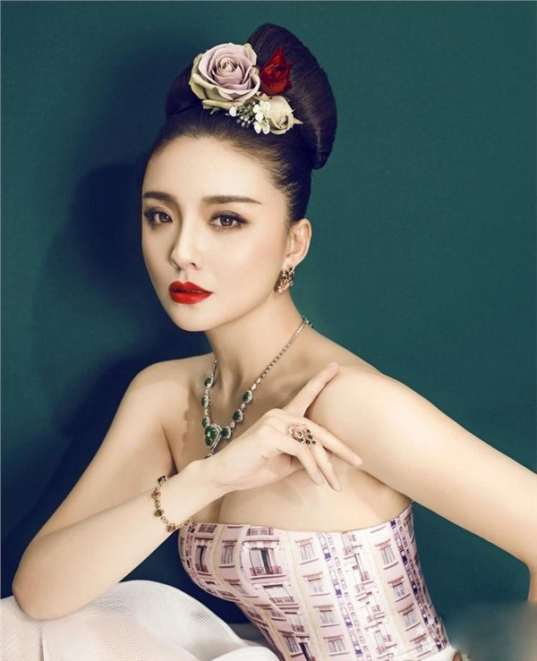 孙茜春季亮丽清新写真图片