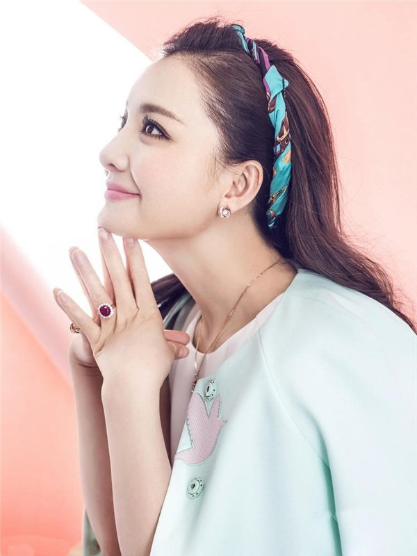 孙茜春季亮丽清新写真图片