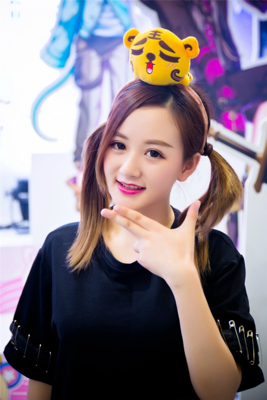 清纯美女高清图片