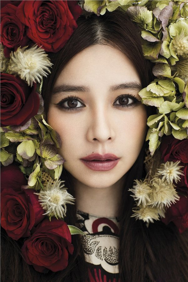 徐若瑄娇媚奢品花海系列写真照片