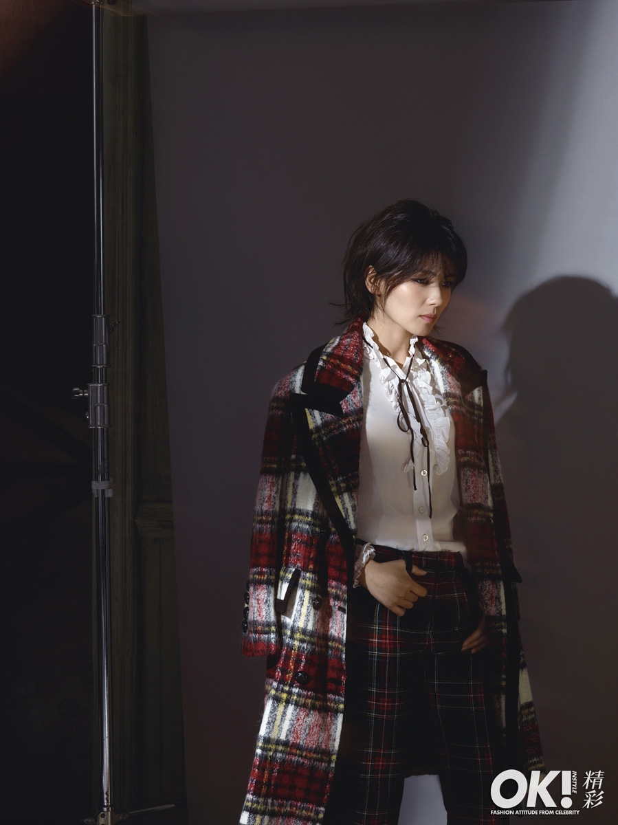 优雅酷帅这很刘涛 登杂志封面显绰约多姿