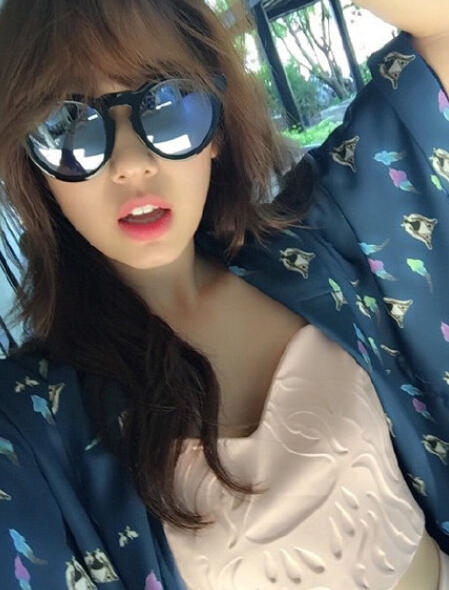 女神驾到！朴信惠最新时尚写真