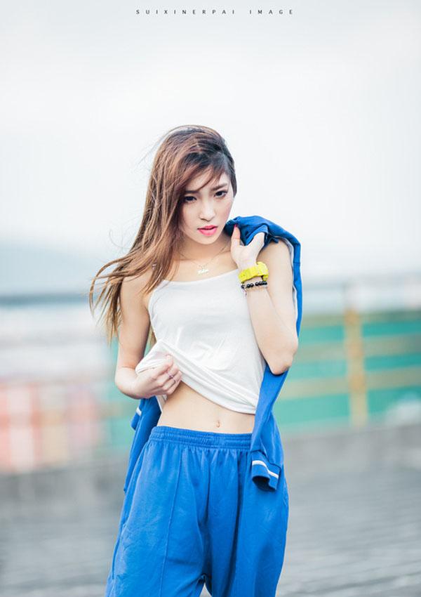 韩国学生美眉气质清纯校园写真