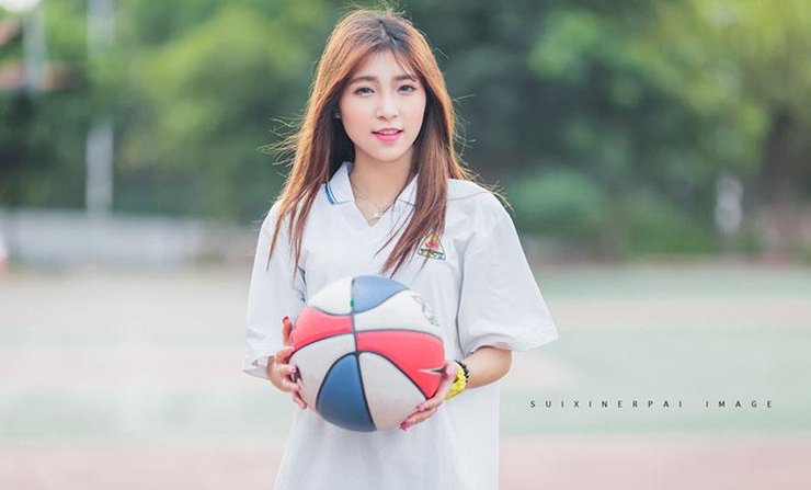 韩国学生美眉气质清纯校园写真