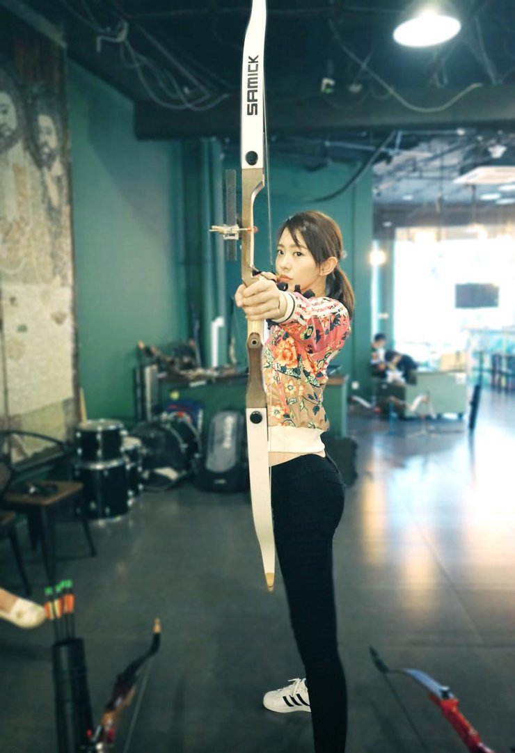 孙耀琦运动写真曝光 甜美清新致敬奥运