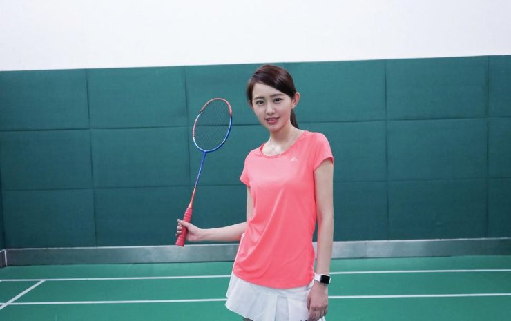 孙耀琦运动写真曝光 甜美清新致敬奥运