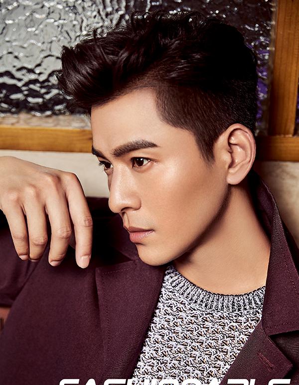 乔振宇完美侧颜俊朗有型