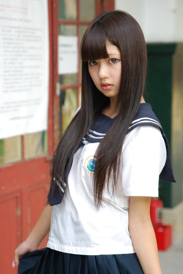 篮球服额校园美女的甜美可人自拍可爱