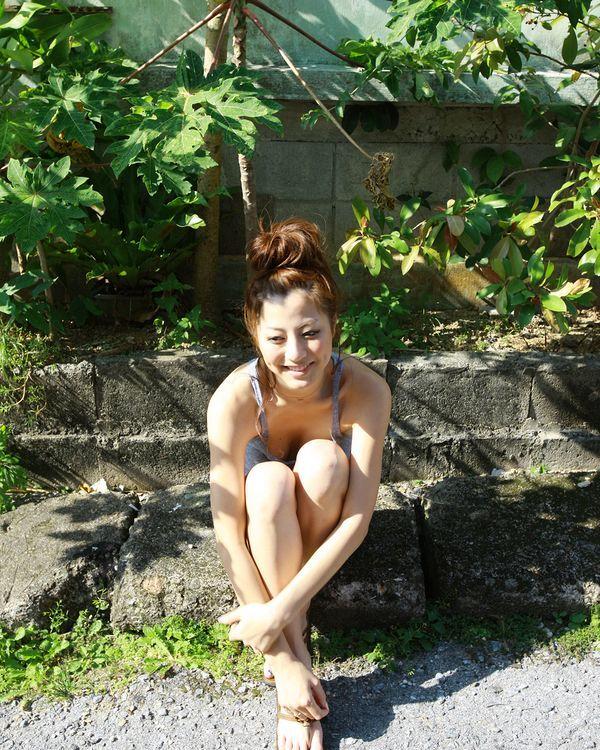 杉本有美俏皮街头写真 青春活力