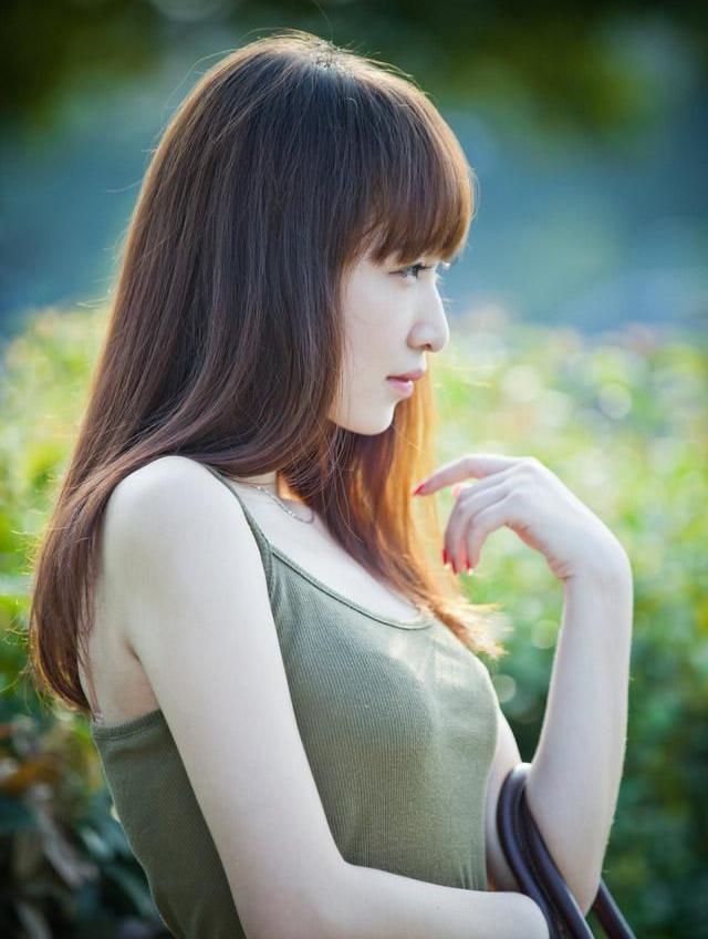 校园清纯美女写真校图书馆唯美清纯写真